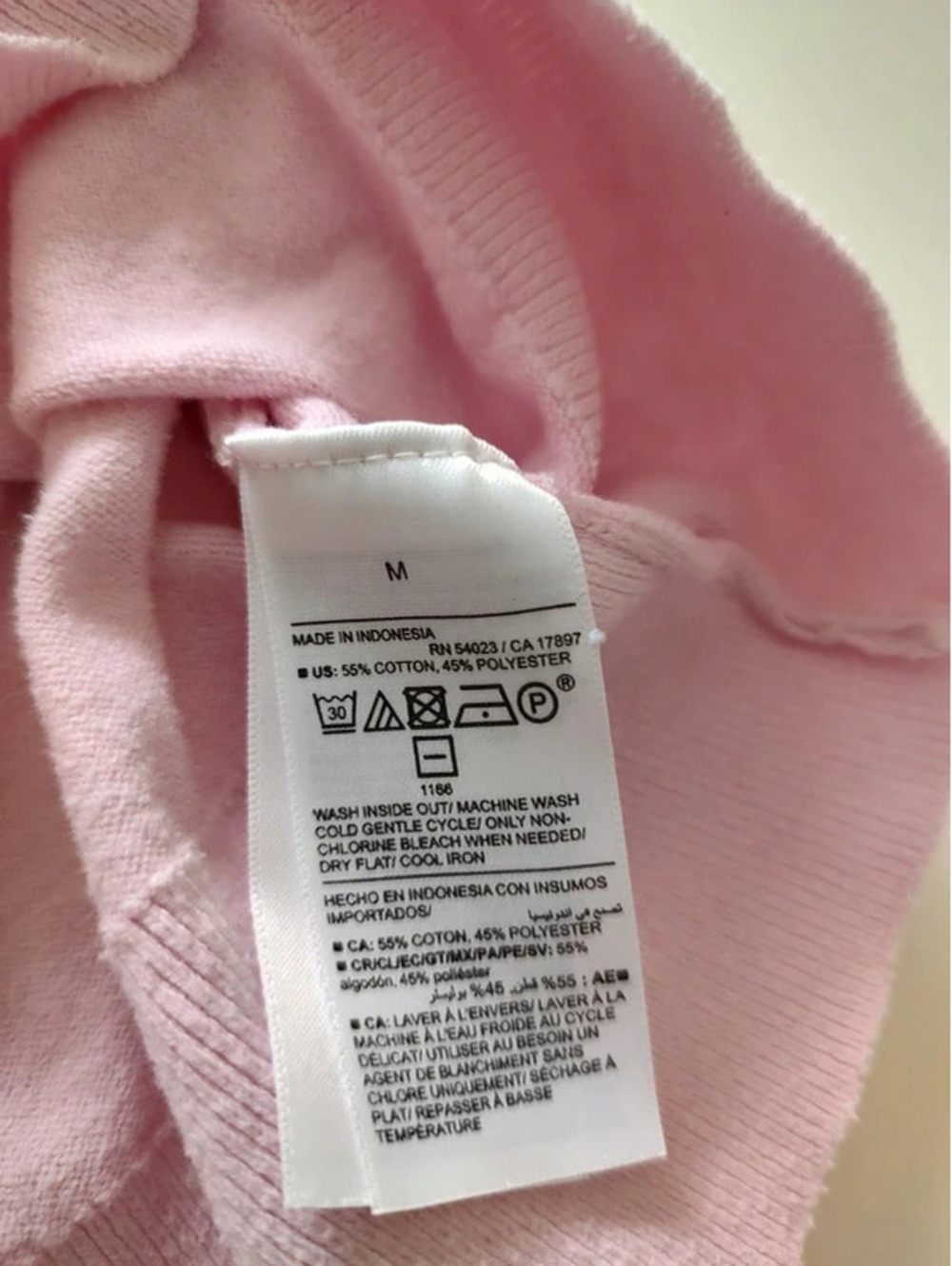 Old Navy Women's Rose V-Neck Sweater Size M - Picture 7 of 7